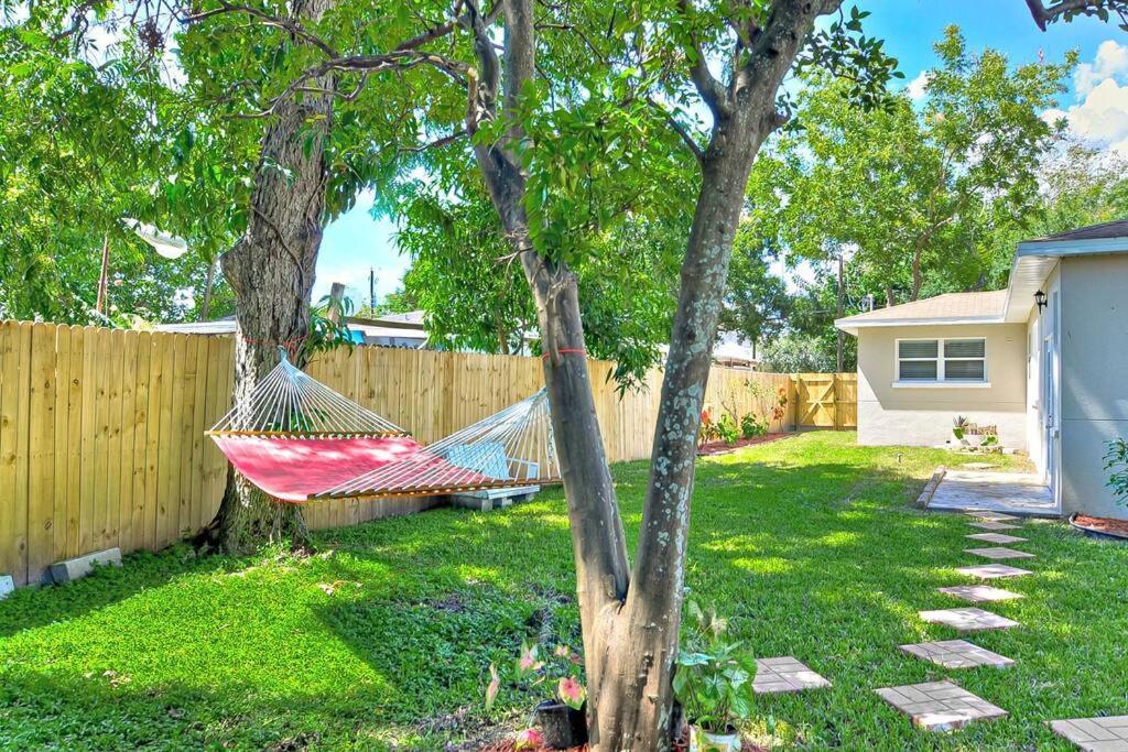 Spacious House With Big Backyard In N. Hyde Park / Close To Downtown تامبا المظهر الخارجي الصورة