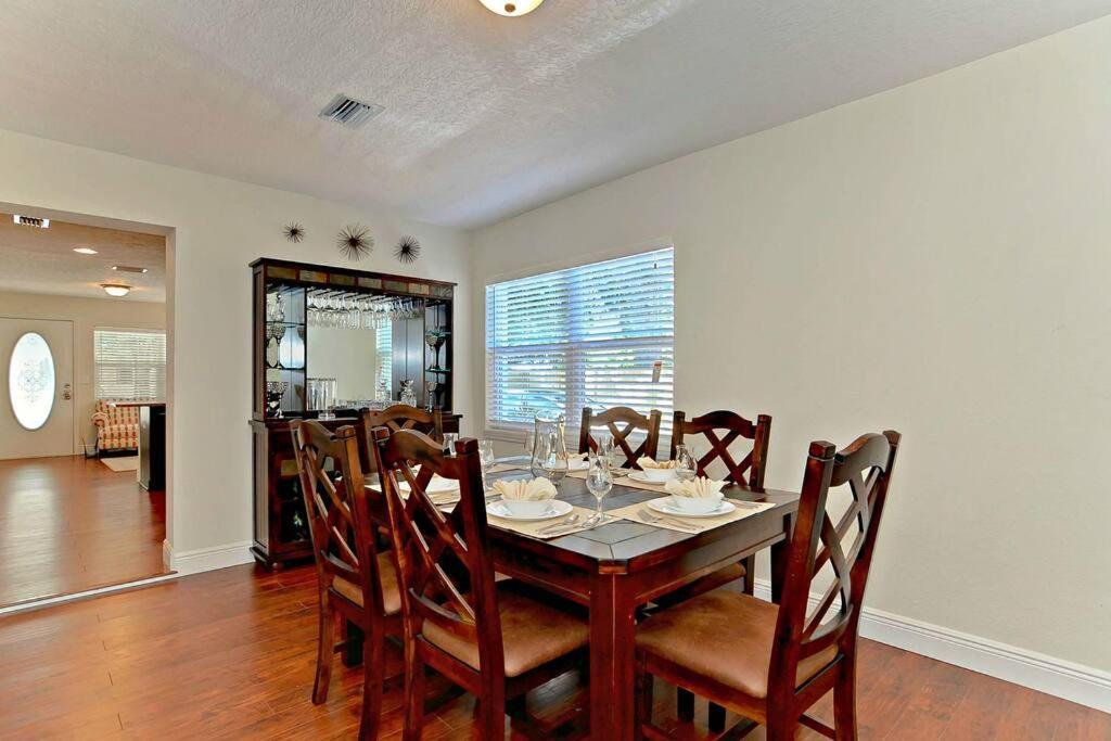 Spacious House With Big Backyard In N. Hyde Park / Close To Downtown تامبا المظهر الخارجي الصورة